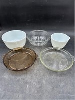 Vtg Milk Glass Ribbed Pyrex Bowls & Other Pyrex