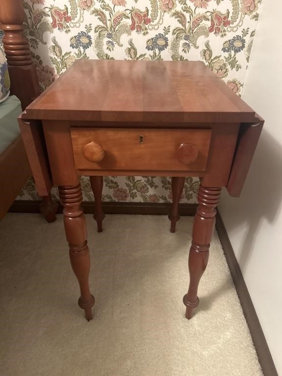 Cherry drop leaf table/night stand