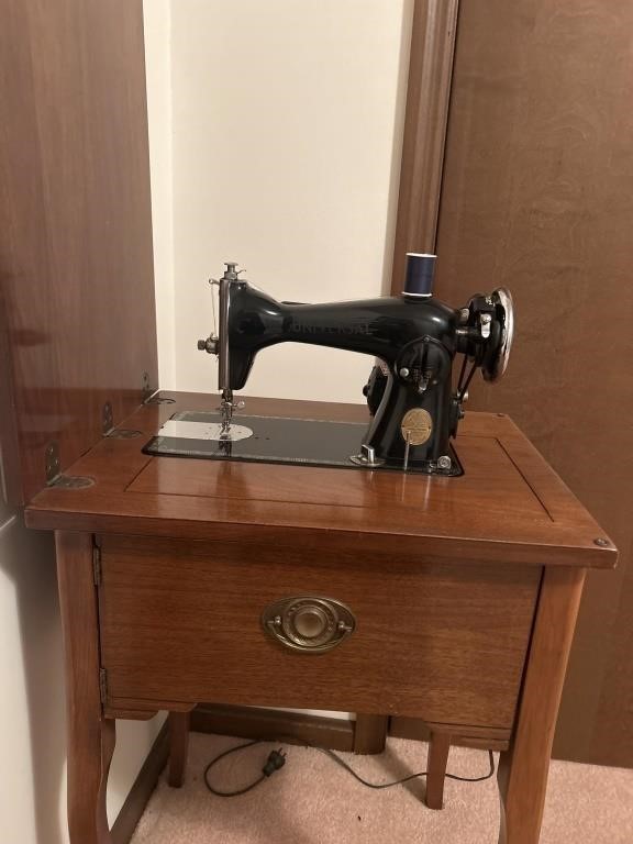 Universal electric  sewing machine in cabinet