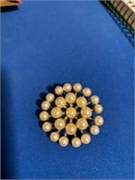 Round, 3 - Layer, Vintage Peral Brooch