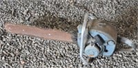VTG Homelite "Wiz" chainsaw, "AS-IS" .. BARN FIND