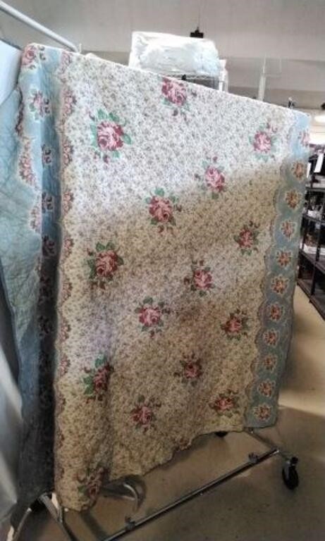 Blue with Rose Pattern Quilt
