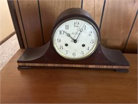 Antique Seth Thomas mantle clock