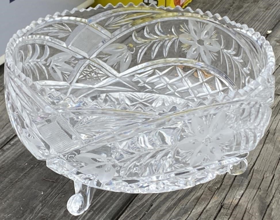 8 1/2" Footed Pattern Glass Bowl