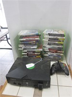 XBOX GAMING SYSTEM WITH CONTROLLER & GAMES