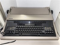 Panasonic Typewriter KX-E700m