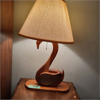 B573 Unique wood Swan lamp