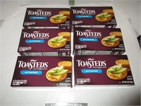 6 Boxes of TOASTED Crackers