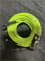 FM269 Flexible Air Hose, 1/4 in 25 ft