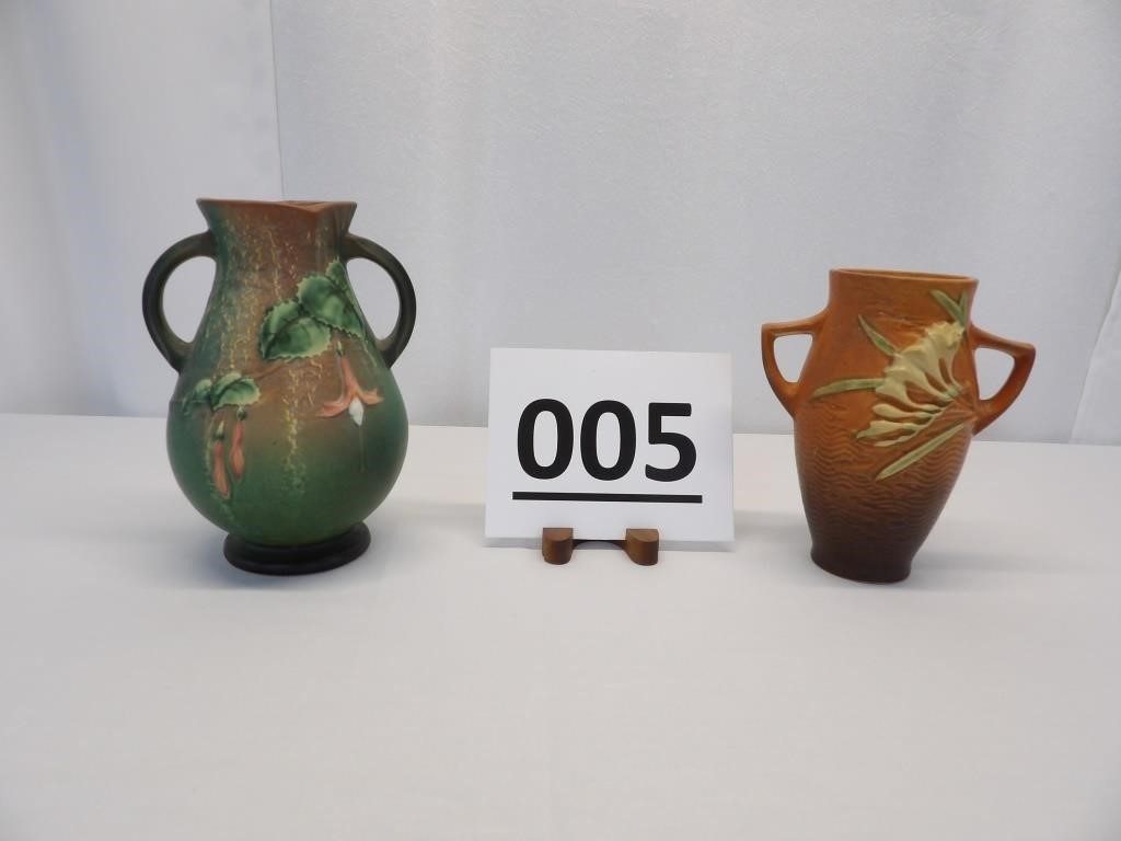 (2) Roseville Vases # 895 & 117-6