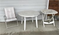 2 Plastic Patio Tables & Folding Lawn Chair