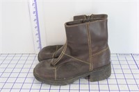 KIDS BOOTS SIZE 13 ½