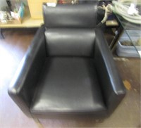 Modern Style Cushion Chair