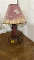 Squirrel table lamp