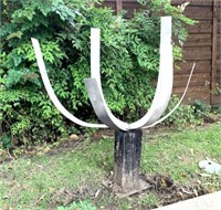 Brushed Steel Band Yard Sculpture