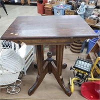 Vintage 20x28 Dark Wood Side Table