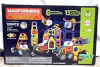 Magformers Construction Set (pre Owned,missing 1
