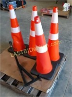 Traffic Cones & Bracket / Carrier