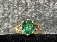 14KP Emerald and Diamond ring 6.6 grams