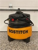 Bostich 150 PSI 6 gallon portable air compressor