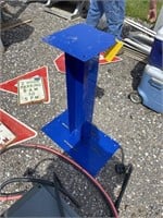 Blue Pedestal