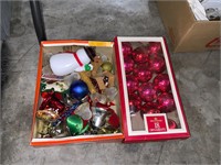 box lot of vintage mix. Christmas ornaments