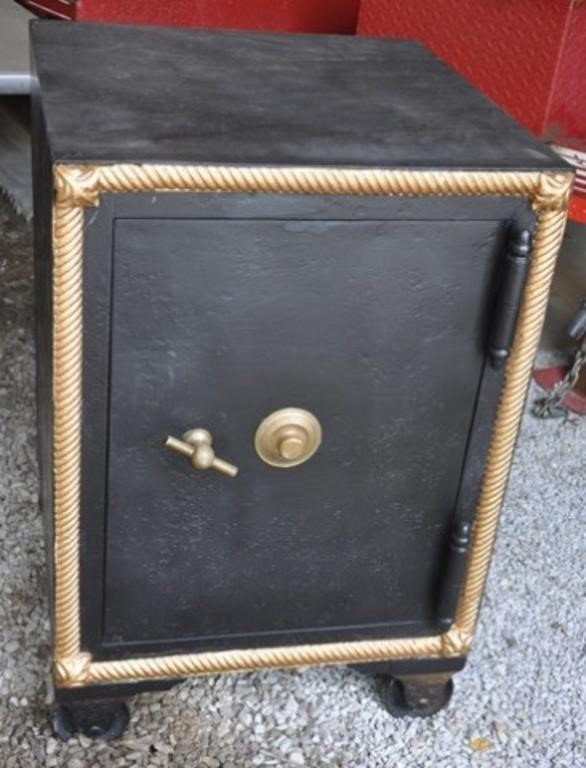 Heavy antique safe w/ rope trim & combination
