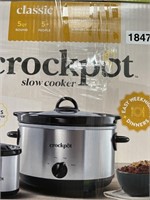 CROCKPOT SLOW COOKER RETAIL $100