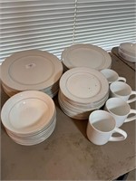 white 13 plates, 8 bowls, 14 sauces, 4 cups