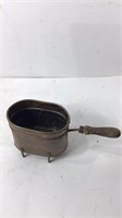 Antique Copper Footed Stovetop Pot W/Wood U16K