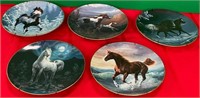 Z - LOT OF 5 COLLECTIBLE PLATES (P297)