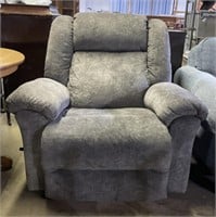 (U) Recliner Chair 45” x 34” x 43”