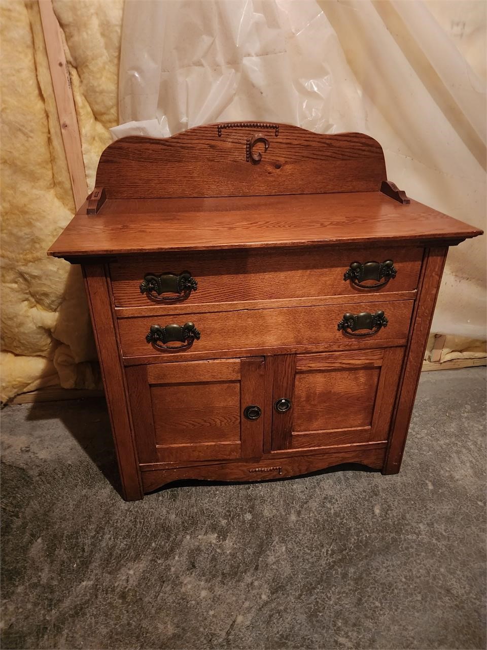 Wood Commode/Dry sink