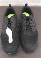 New Reebok Men's Shoes - Size 10W