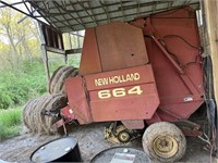 NEW HOLLAND 664 ROUND BALER