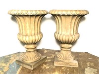 Light Weight Urn Style Planters- Lot of 2