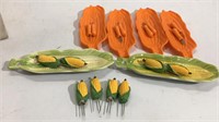 Corn Plates & Corn Holders M11C