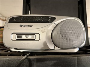 VEXTRA CASSETTE PLAYER / NOT TESTED