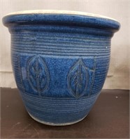 Pretty Blue Ceramic Vase. 12"x10"