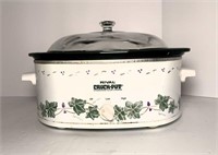 Rival Crockpot with Ivy Motif