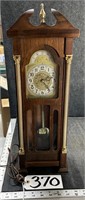 Electric United Clock Corp Mantle Clock