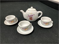 VINTAGE BARBIE MINI TEA-SET