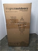 The Great Outdoors Post Mount Light