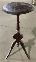 (II) Vintage Wooden Round Lamp Table Diameter 14”