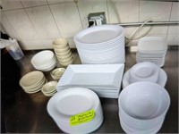 LOT OF PLATES AND BOWLS