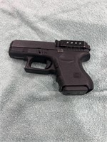 Glock 27 40 Cal with clip