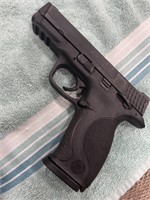 Smith and Wesson m&p 40