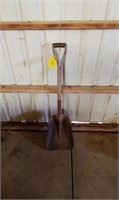 Grain Shovel and broom