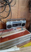 Radio with Dual Cassette - not tested