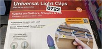 UNIVERSAL LIGHT CLIPS